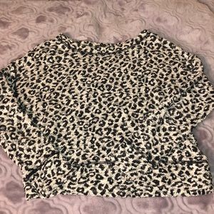 🖤 Leopard print sweater shirt